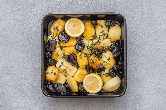 Kitchen Craft Ταψί από Ανοξείδωτο Ατσάλι με Εμαγιέ Επίστρωση 23x23cm