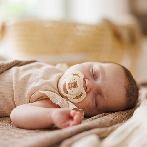Babyono Πιπίλα Σιλικόνης Νυκτός Λευκό για 0-6 μηνών