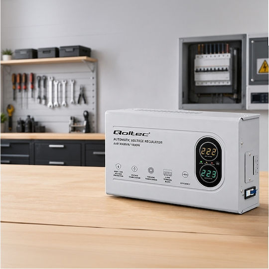 Qoltec Stabilizator de tensiune Compact 3000VA