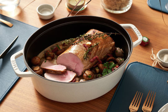 Staub Γάστρα Οβάλ Μαντεμένια 33x40cm 6.7lt