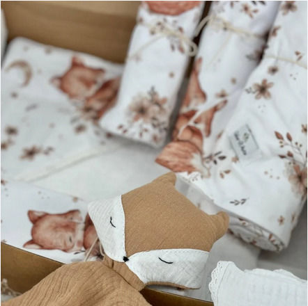 Velvet White Подаръчен комплект за бебета за момиче 14бр