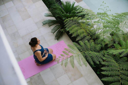 Yoga Design Lab Матрак За Фитнес Йога Розов (173x61см)