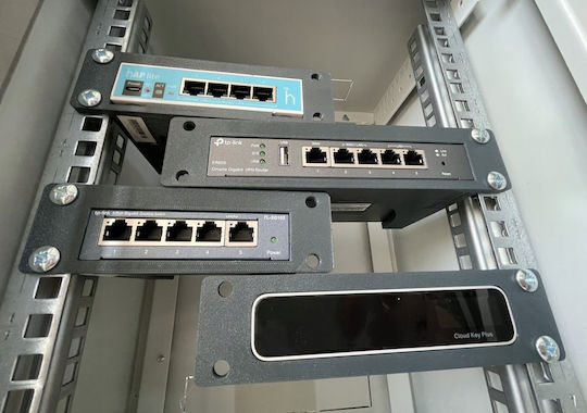 Suport de montare în rack Tp-link D-tp100 Oc200 Sf1005xx Sg105xx Sg1005xx Gri