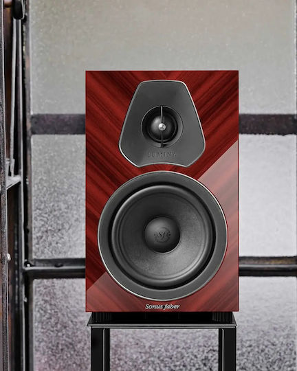Sonus Faber Lumina II Amator 18454-3537 Pair of Hi-Fi Speakers Bookself 150W 2 No of Drivers W18xD26.3xH30.4cm. Red High Gloss