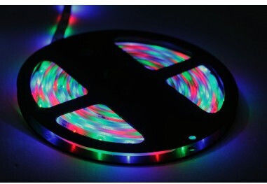 Bandă LED 12V 5m Tip SMD3528 cu Sursă de alimentare