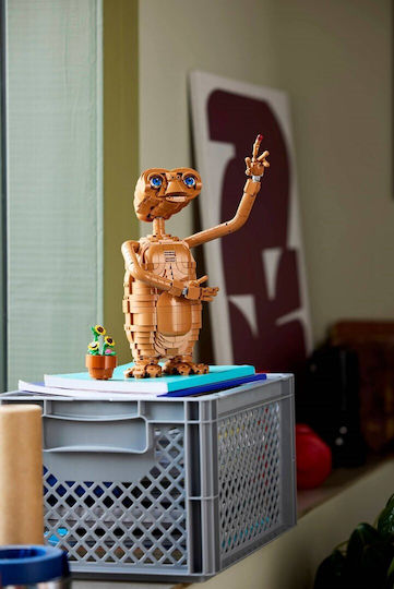 LEGO Ideas E.T. the Extra-Terrestrial за 18+ Години 1226 бр