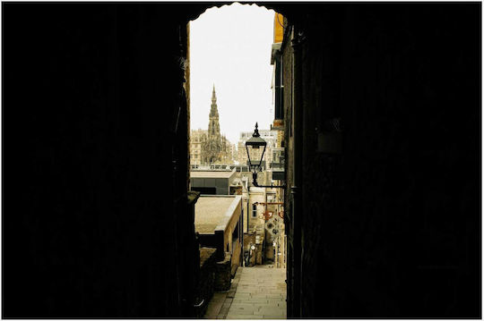 Painting Alleyway A Historical Building View Alleyway View To The Historic Building 150x100