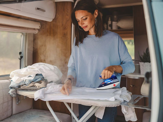 Eldom Steam Iron 700W with Continuous Steam Supply 8gr/min