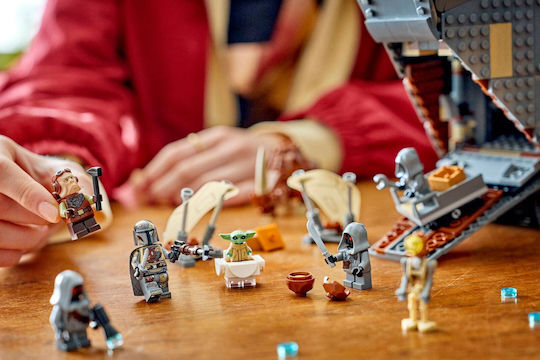 LEGO Star Wars Offworld Sandcrawler и Mudhorn за 14+ Години 1683 Бр.