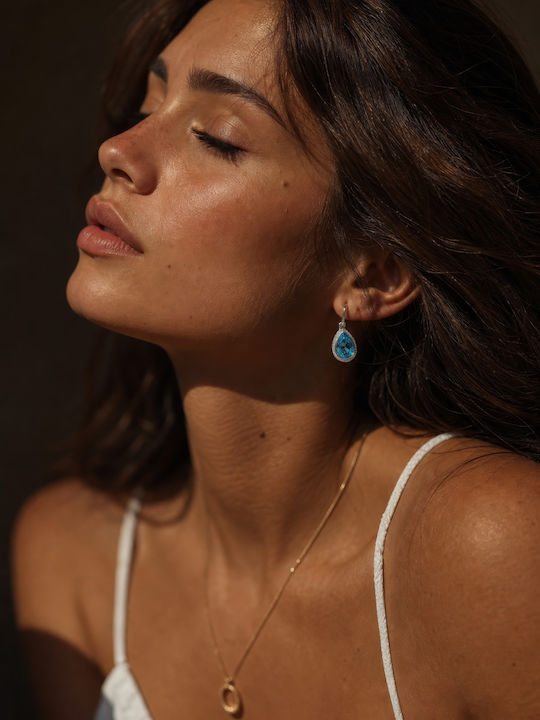 Chrysothemiss Frozen Blue Earrings