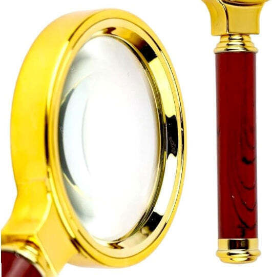 Magnifying Lens