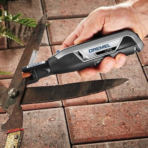 Dremel Lite 7760-15 Rotierend Elektrisches Multifunktionswerkzeug 1x2Ah mit Geschwindigkeitsregelung