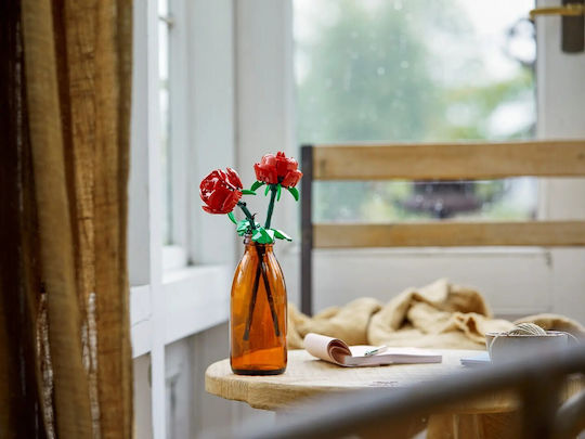 LEGO Botanical Collection Roses (Ambalaj Nou) pentru 8+ Ani 120 buc