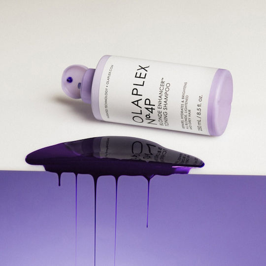Olaplex No.4P Blonde Enhancer Toning Shampoos für Gefärbt Haare 250ml