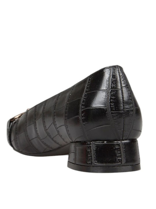 Pumps mit Niedrigem Absatz in Schwarz