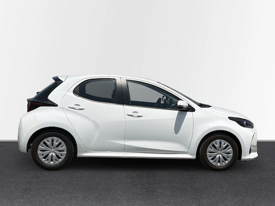 Toyota Ярис 1.5 HDF Бизнес '22