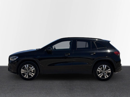 Mercedes-Benz GLA Клас 250 e '20