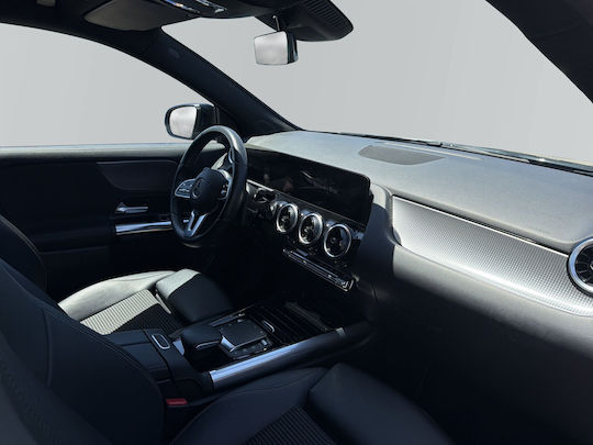 Mercedes-Benz GLA Клас 250 e '20
