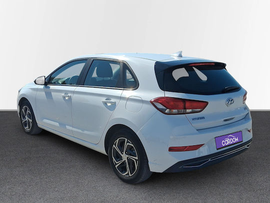 Hyundai i30 1.5 Mpi 6MT Premium '22