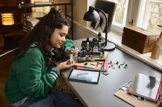 LEGO Lego Mittwoch Nevermore Academy Für 10+ Jahre 890Stücke