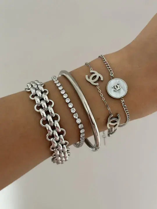 Chunky Hand Chain Made of Stainless Steel Chunky Hand Chain Made of Stainless Steel