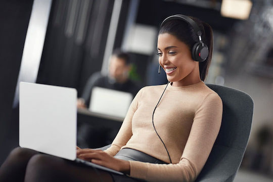 Hp Poly Voyager Focus 2-m Usb-c-c Headset Usb-c/a Adapter Charging Stand Customer Special 1