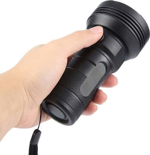 Lanternă LED reîncărcabilă