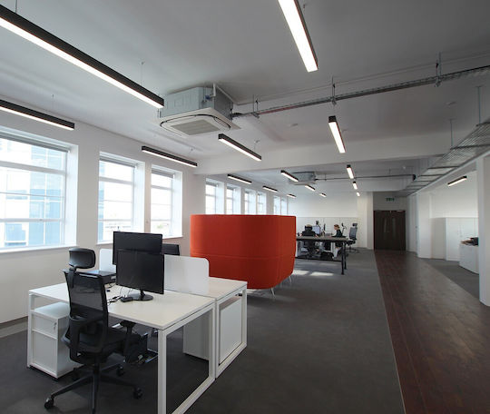 VK Lighting Commercial Linear LED Ceiling Light 19W Natural White IP20 L84xD6.1xH5.6cm
