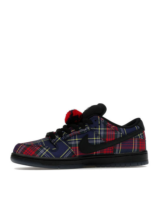 SB Dunk Low Sneakers Red