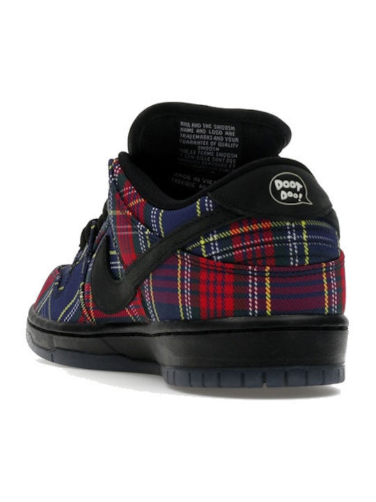 SB Dunk Low Sneakers Red