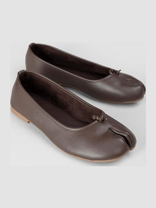 Damen Ballerinas Spitz zulaufend Braune