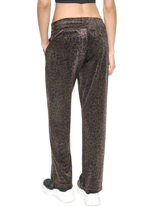 DKNY