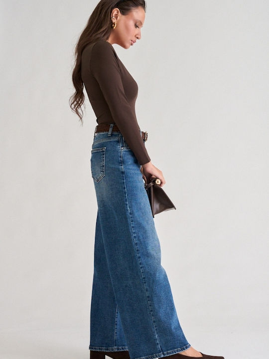 Women's Jean Pants in Baggy Leg Style