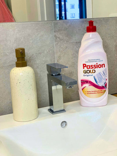 Fairy Passion Gold Течен препарат за миене на съдове 850ml