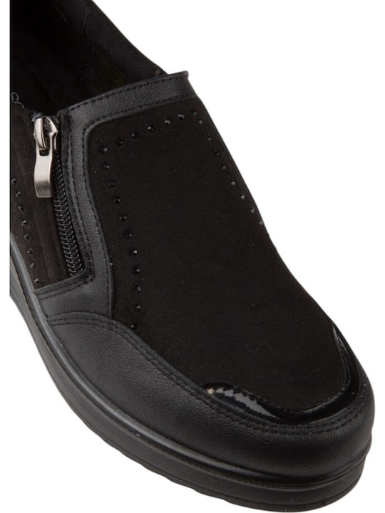 Women's Black Sneakers