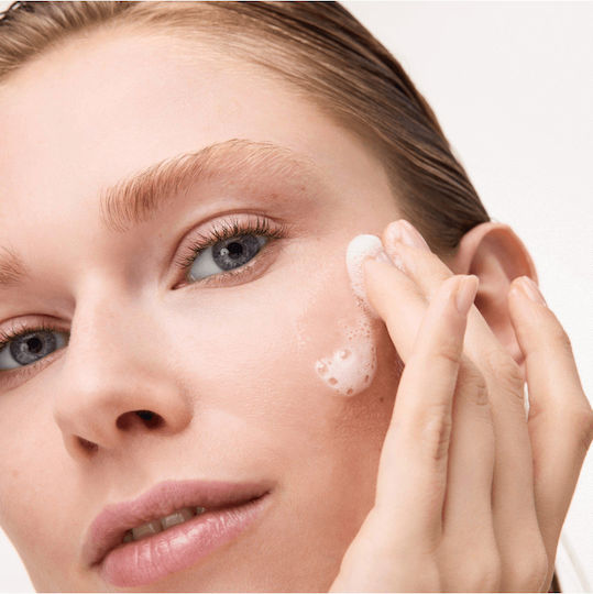 Catrice Cosmetics Glam Основа За Лице В Течна Форма 010 Beyond The Cloud 32.5ml