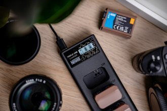 NiteCore Зарядно Устройство за Батерии Съвместимо с Nikon