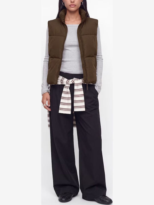 Women's Sleeveless Puffer Jacket for Winter Demitasse
