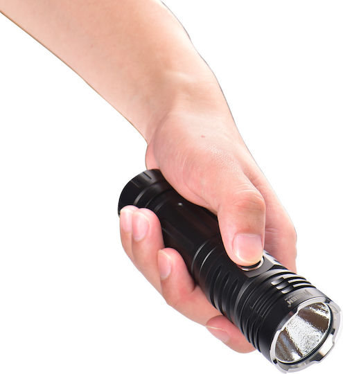 Wuben Rechargeable LED Flashlight IP68 with Maximum Brightness 4200lm
