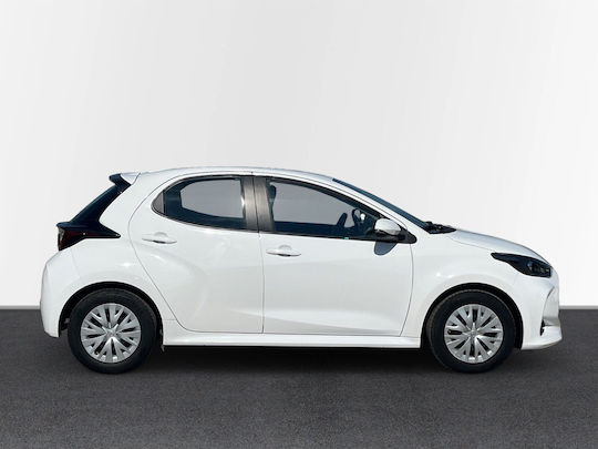Toyota Ярис 1.5 HDF Бизнес '22