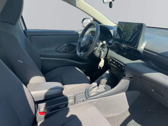 Toyota Ярис 1.5 HDF Бизнес '22