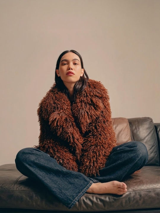 Short Women's Brown Fur