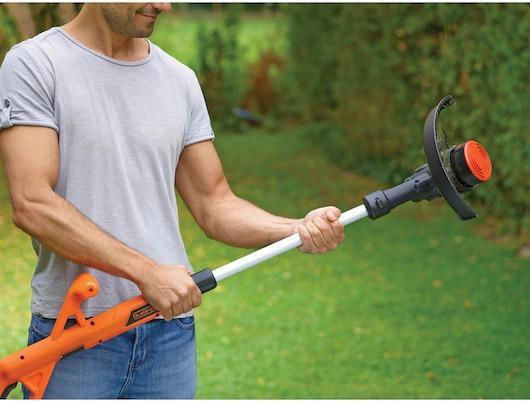 Black & Decker 18V Battery Shoulder / Hand Trimmer with 1 2Ah Battery