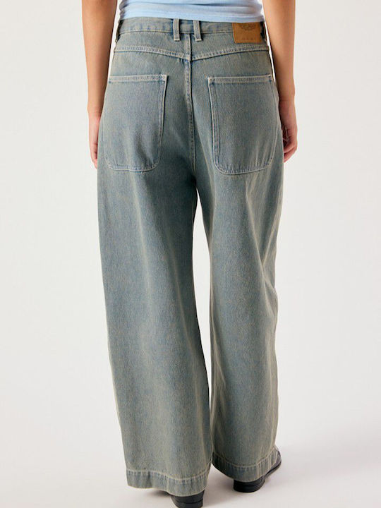 High-Rise Women's Jeans in a Loose Fit Grey