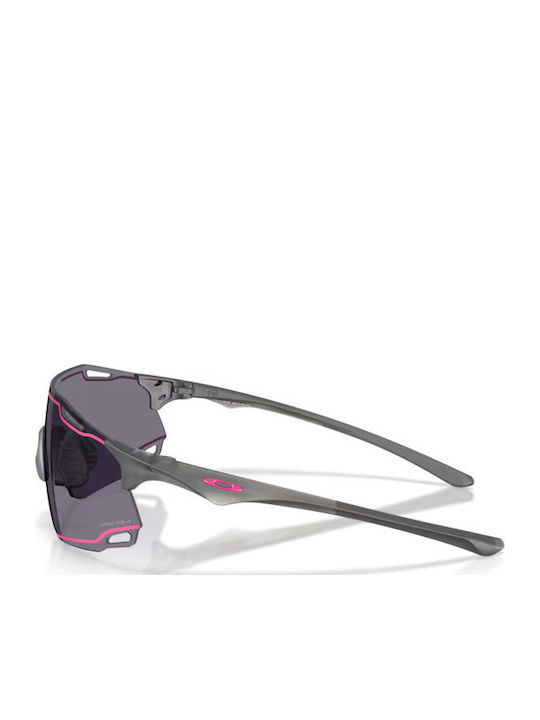 Cybr Dyno Unisex Sunglasses with Grey Horn-Rimmed Frame and Purple Lens