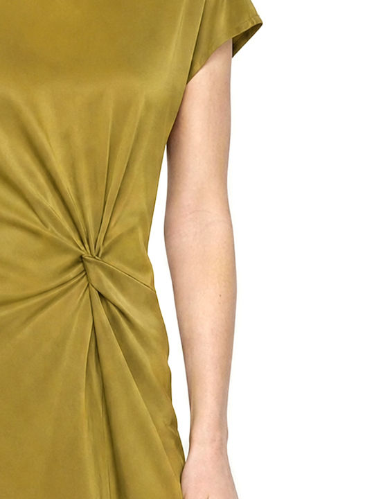 Sommerliches Maxi-Wickelkleid in Grün