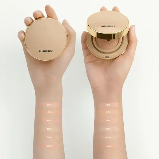 Burberry Дълготраен кушън фон дьо тен SPF 15 Fair Cool 20 14 г