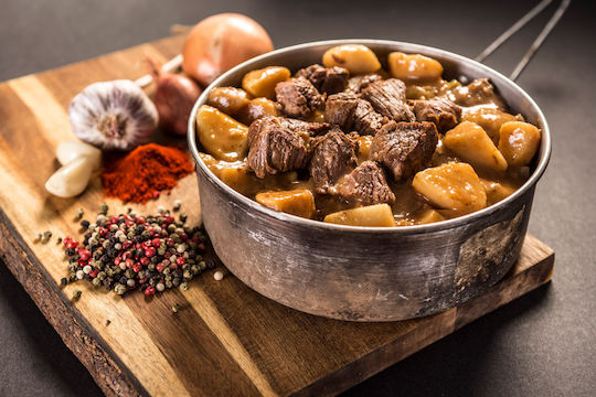 Adventure Menu Mâncare Liofilizată Gulaș de Vită cu Cartofi 400 g