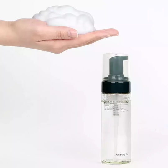 Pyunkang Yul Beruhigender Niedriger pH Schäumender Gesichtsreiniger Flüssig mit Beruhigung & Kontrolle der Fettigkeit Wirkung 150ml