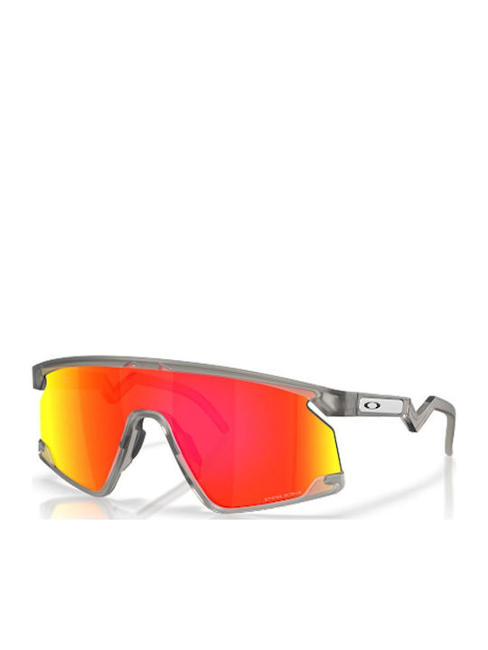 Oakley Γυαλιά Ηλίου Γκρι με Κοκκάλινο Σκελετό